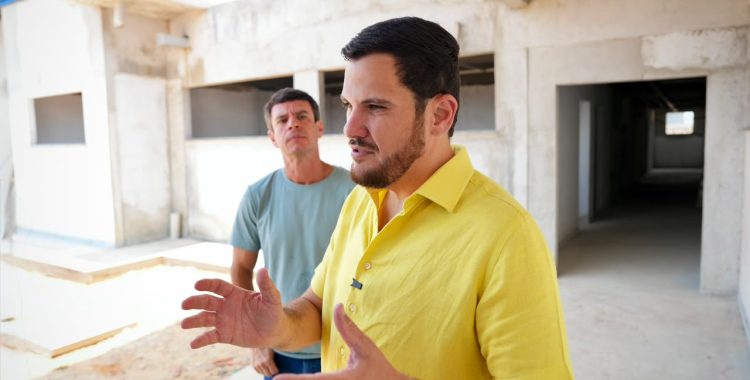 Prefeito Renato Junior vistoria obras do Caps no Lago Azul e garante ampliação da rede de atenção psicossocial do município 6 (2)